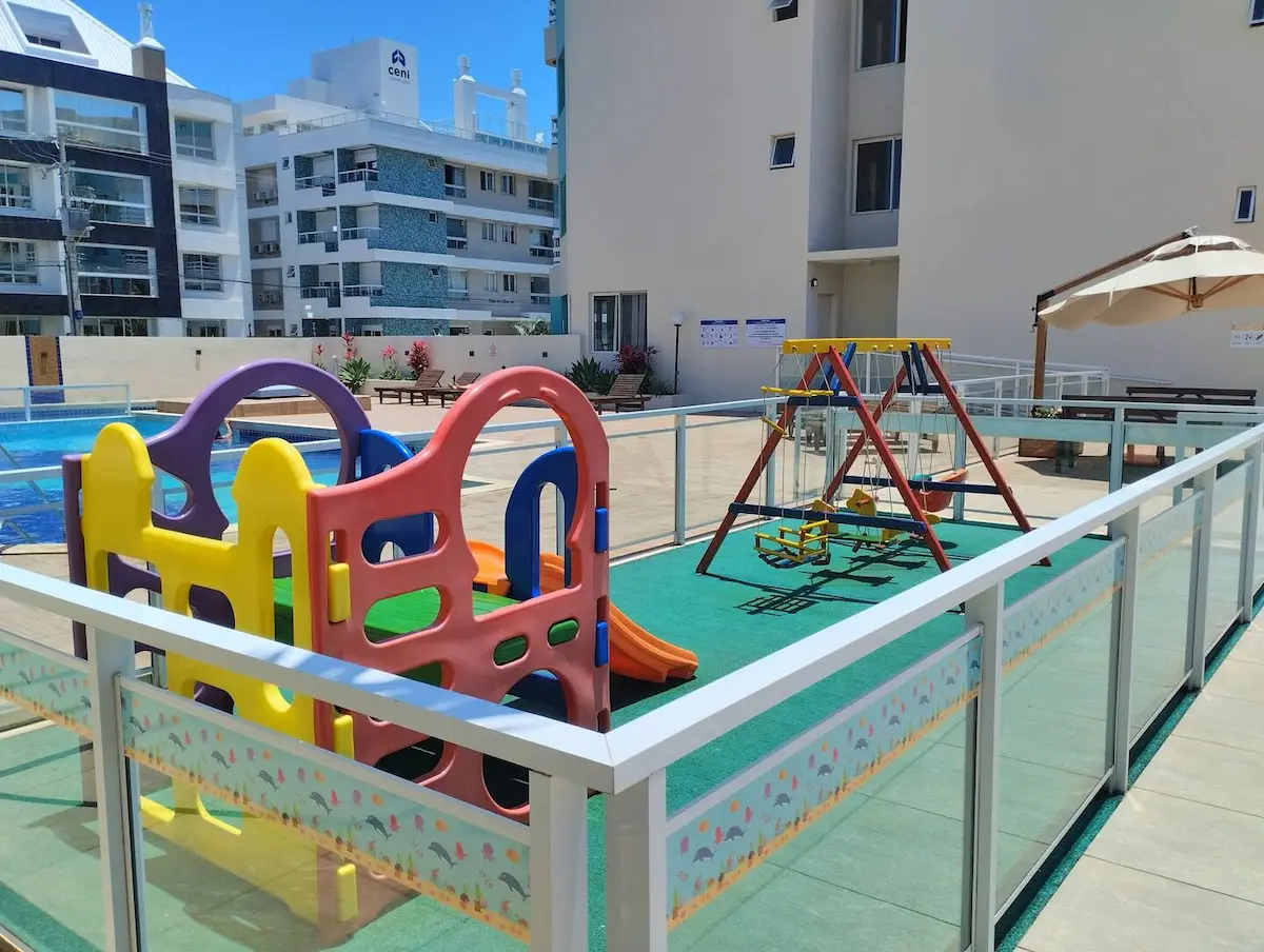 Espaço kids e playground externo para o lazer das crianças no condomínio